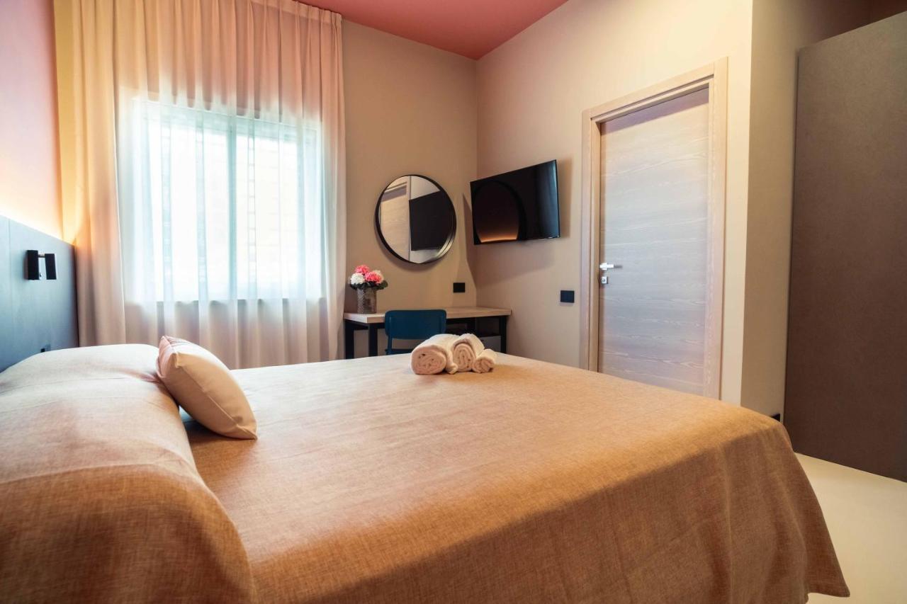 La Maison - Boutique Rooms Сперлонга Экстерьер фото