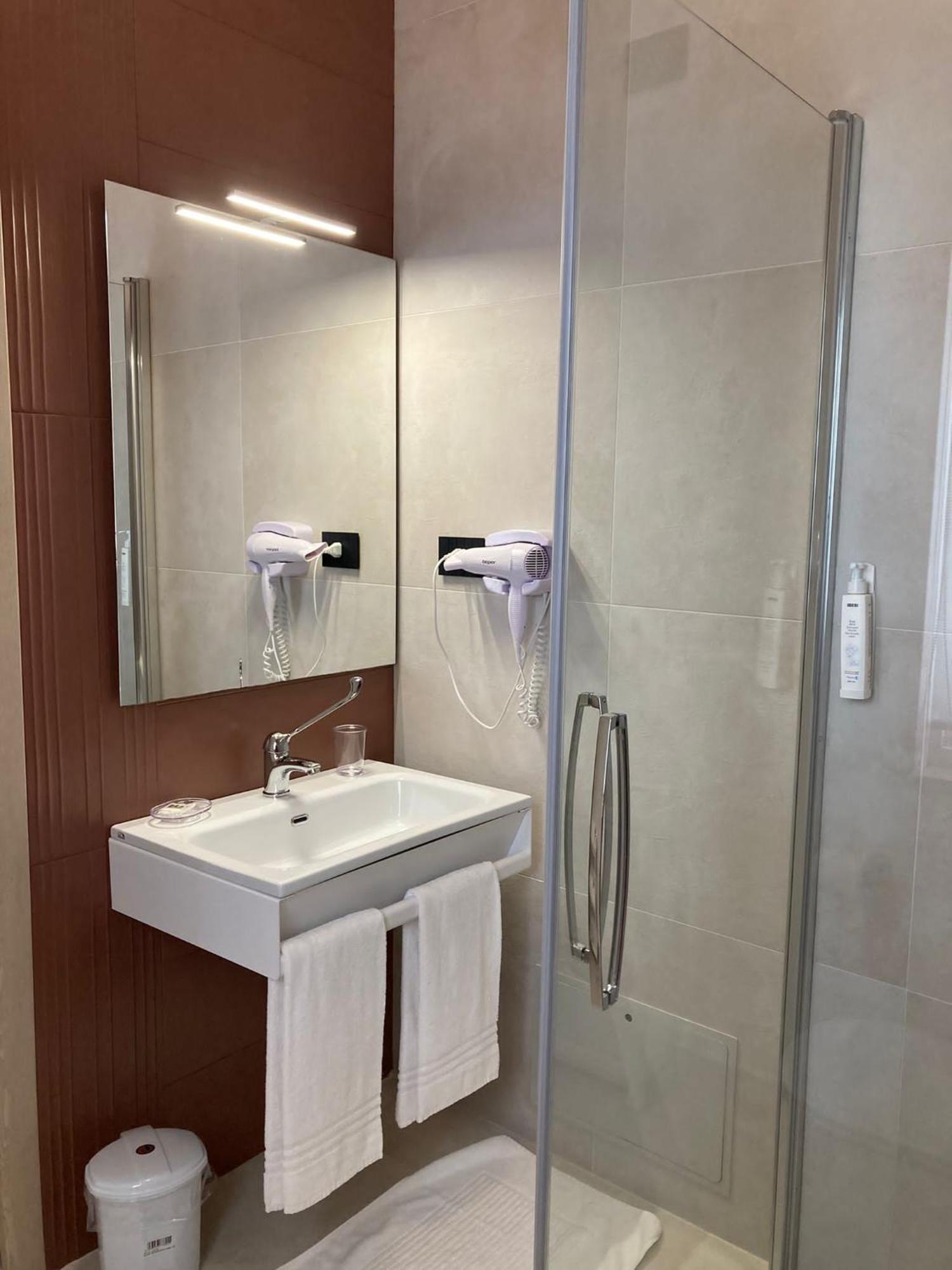 La Maison - Boutique Rooms Сперлонга Экстерьер фото